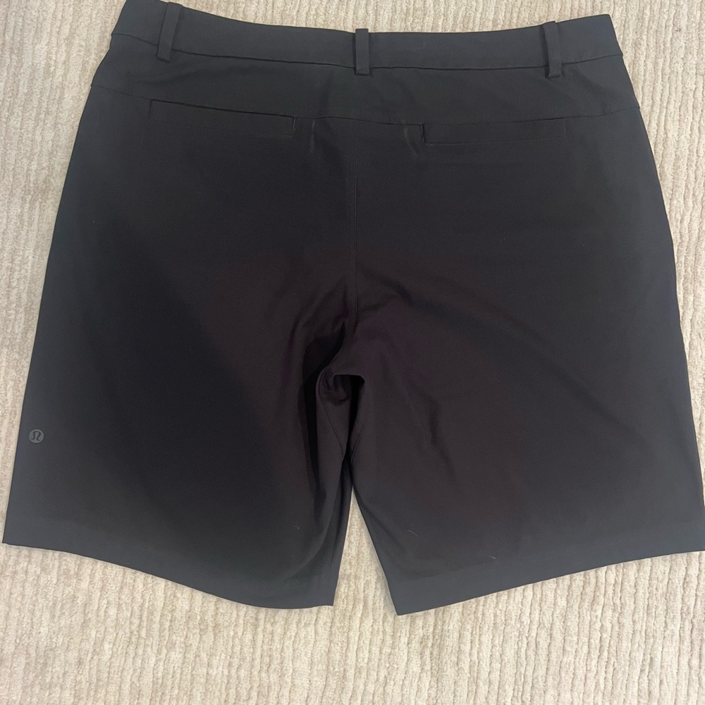 Men’s Lululemon Shorts Size 38